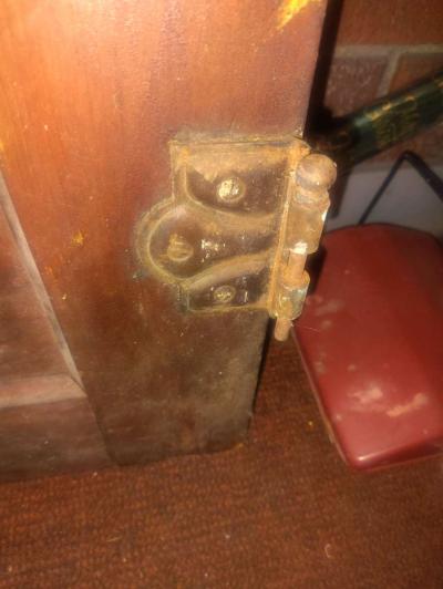 FIVE PANEL ANTIQUE WOODEN DOOR - Thumbnail 4