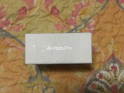 AirPods - Thumbnail 5