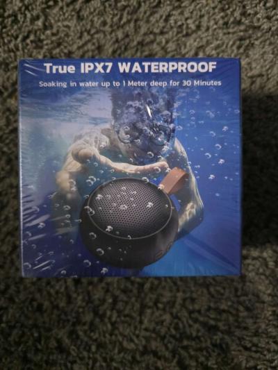 IPX7 Waterproof Shower Portable Bluetooth Speaker - Thumbnail 2