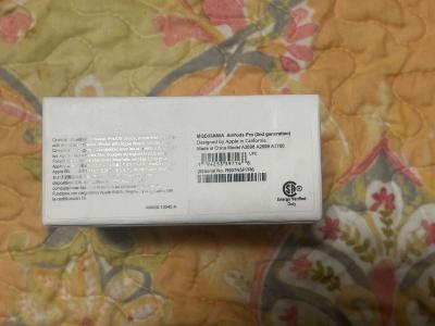 AirPods - Thumbnail 2