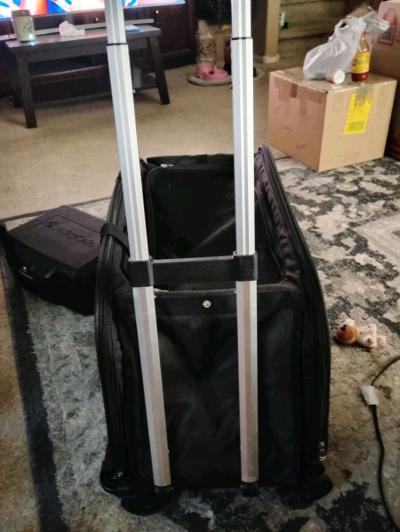 dog carrier and a roller - Thumbnail 2