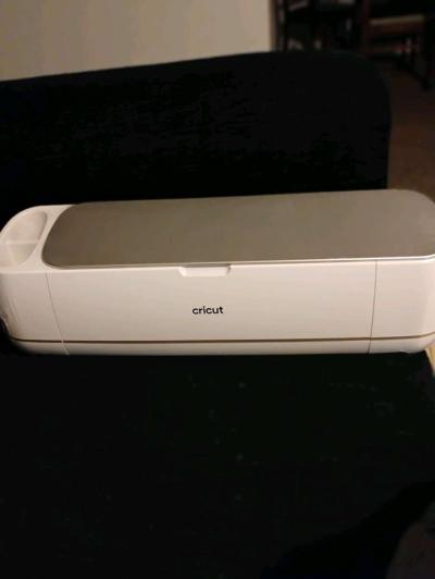 cricut maker 4 - Thumbnail 3