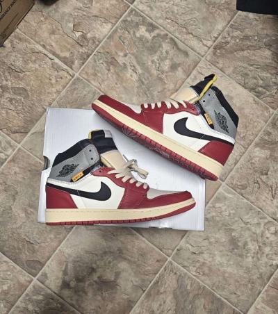 Union LA  Air Jordan 1 Retro OG SP Chicago Shadow Size 10 - Thumbnail 1
