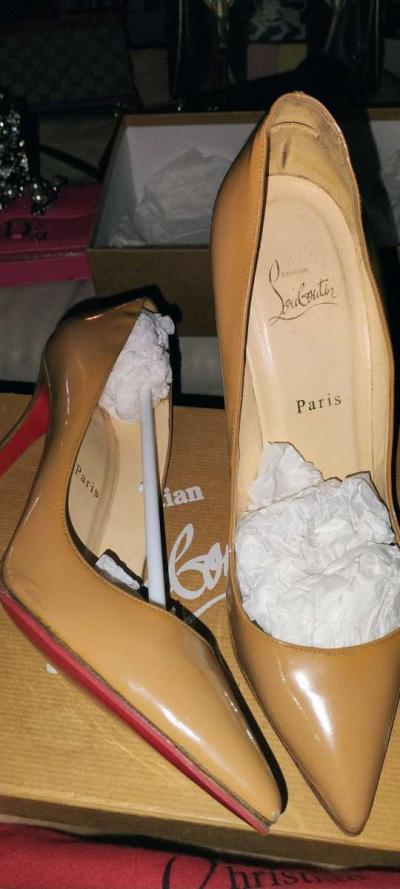 Christian Louboutin - Thumbnail 2
