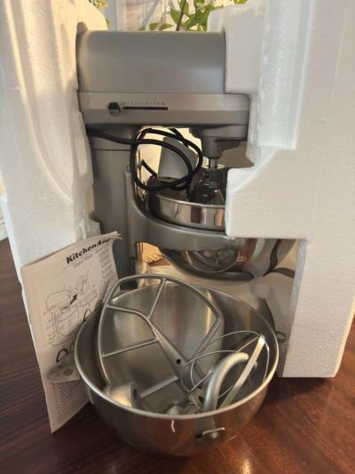 Kitchen Aid Mixer - Thumbnail 3