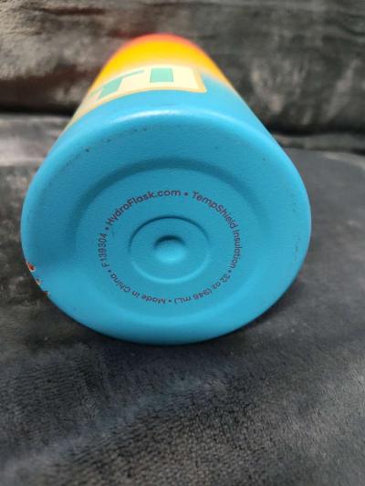 Hydro Flask Limited Edition Guava Shave Ice Hawaii 32 oz Met - Thumbnail 4