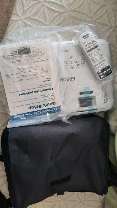 Epson EX 5260 pro video projector - Thumbnail 2