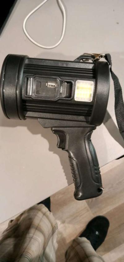 lapara tiene tanbien tiene cargador potlable - Thumbnail 3