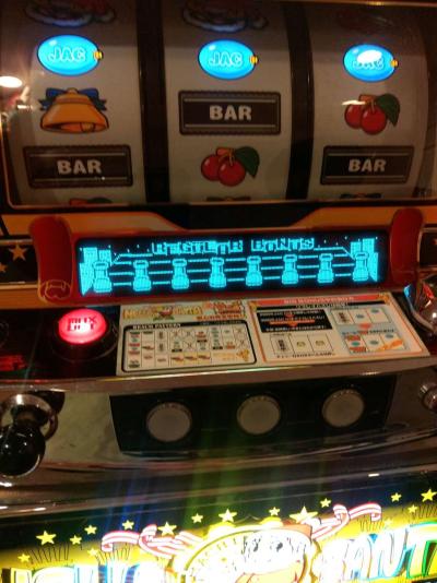 slot machines - Thumbnail 6