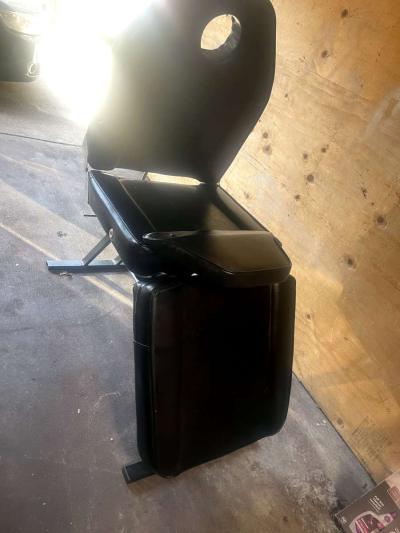 lash chair - Castro Valley, California