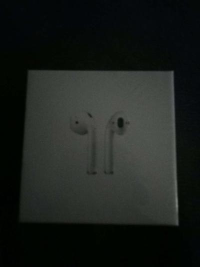 Airpod gen 2s