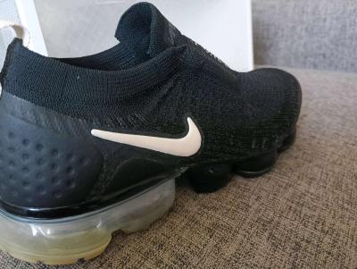 NIKE AIR VAPORMAX size 7 for women - Thumbnail 3