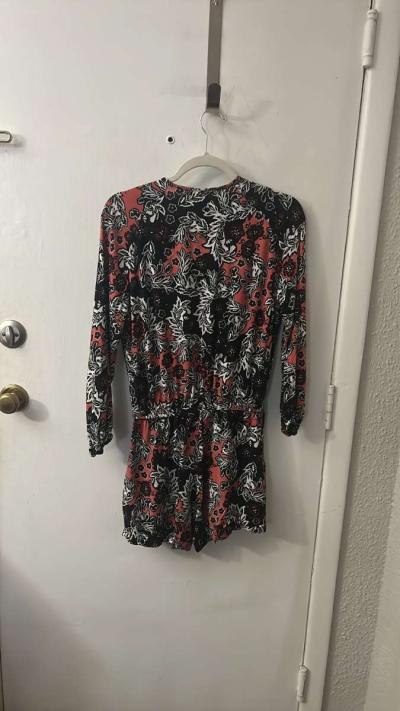 HM Deep VNeck Long Sleeve Draw String Waist Floral Romper Si - Thumbnail 3