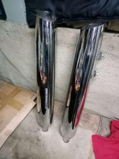 original Harley Davidson tail pipes great condition - Thumbnail 2