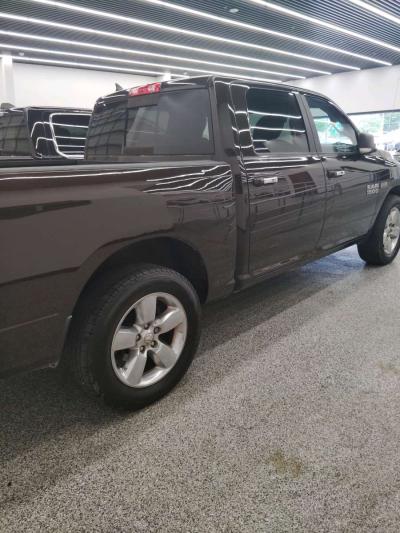 2017 RAM 1500 - Thumbnail 3