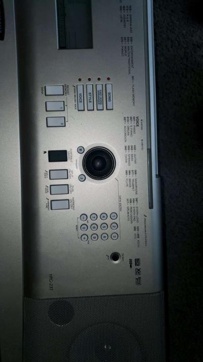 YPG235 Yamaha 76key Electric Piano - Thumbnail 2