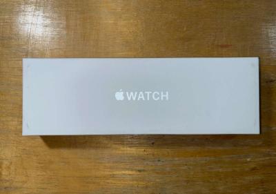 Siri 10 Apple Watch with charger and port - Thumbnail 3