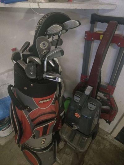 golf clubs and golf bag - Thumbnail 4