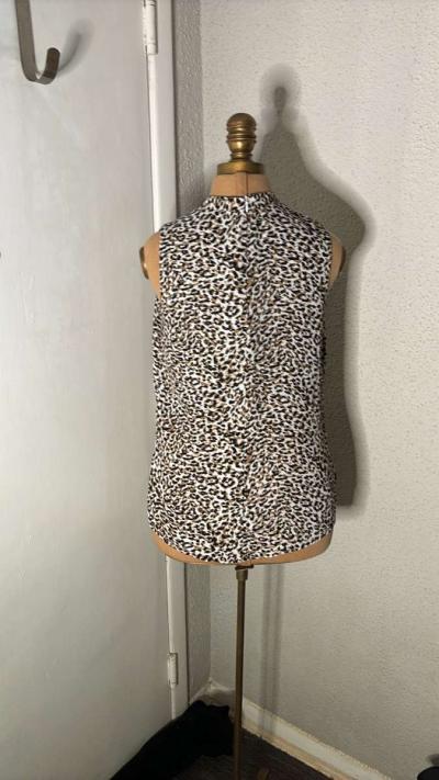 Zac  Rachel Animal Print Sleeveless Neck Strap Shirt Size Sm - Thumbnail 3