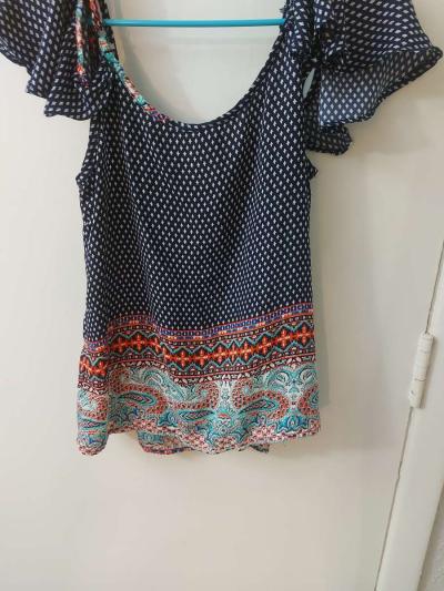 Society Girl Cold Shoulder Front Tie Top Size XS Paisley Pri - Thumbnail 2