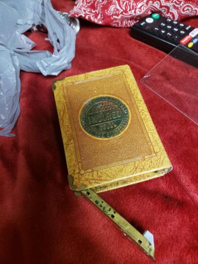 vintage bank - Thumbnail 2