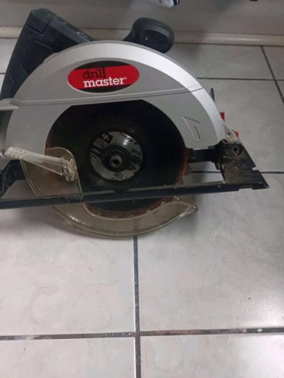 DRILL MASTER 10 Amp 714 in Circular Saw - Thumbnail 2