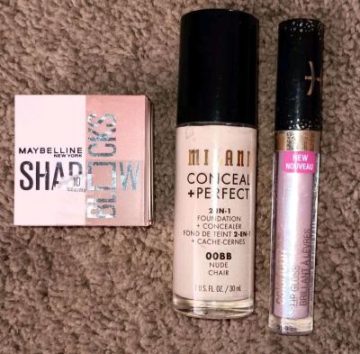 NEW 3 PIECE BUNDLE OF MAKEUP - Thumbnail 1