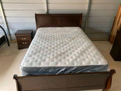 Queen Size Bedroom Set  Free Delivery If Needed - Thumbnail 3