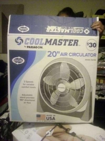 two Fans - Thumbnail 5