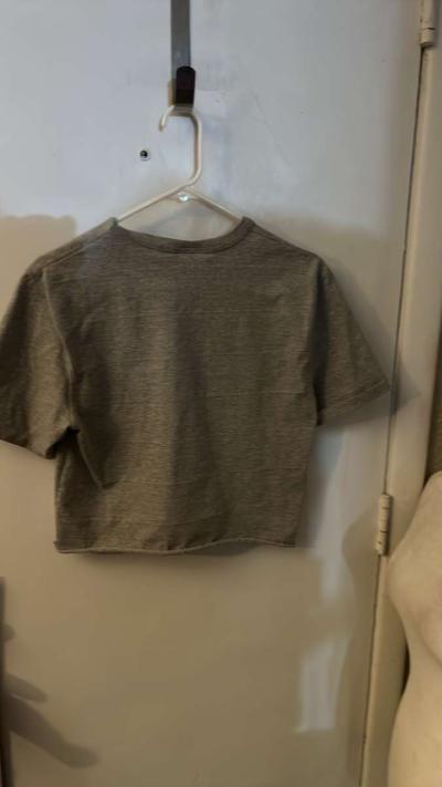 Champion Cropped Rolled Hem Tee Size Small - Thumbnail 2