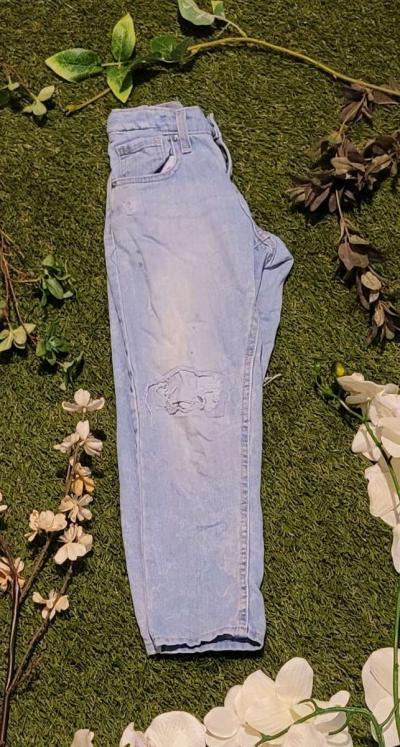 Girls Ripped Jeans - Thumbnail 3