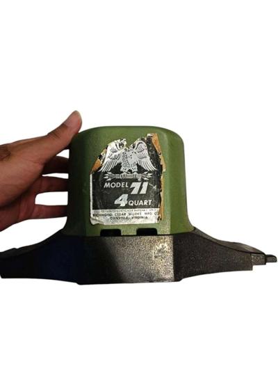 Sterling 5 Quart Ice Cream Freezer With Motor  Accessories R - Thumbnail 5