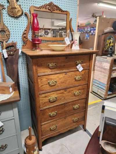 Beautiful antique oak chest 5 drawer dresser - Thumbnail 5