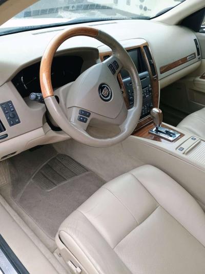 2005 STS V8 LUXURY SPORTS SEDAN CADILLAC - Thumbnail 5