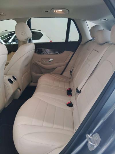 2021 MercedesBenz GLC300 - Thumbnail 5