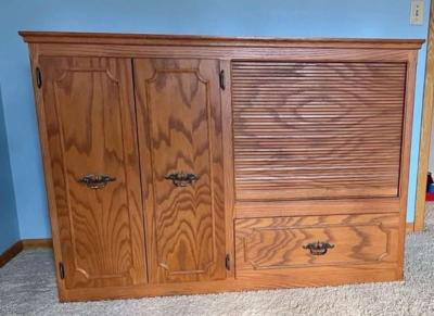 FREE oak cabinet - Thumbnail 3