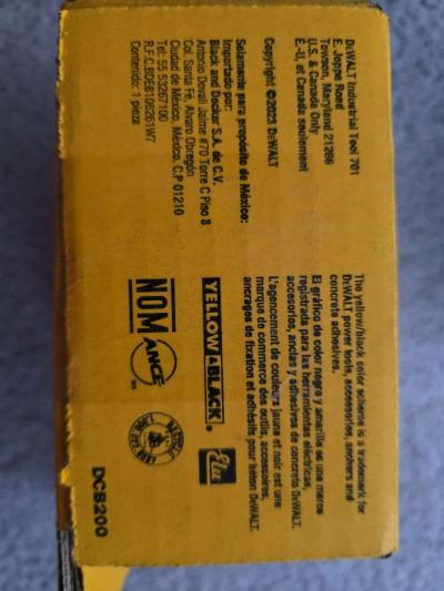 DEWALT DCB200 30 Ah 20V LiIon Premium Battery - Thumbnail 3