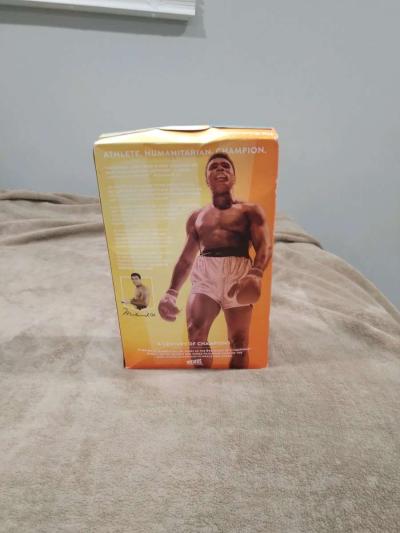 Muhammad Ail On WHEATIES Cereal Box - Thumbnail 2
