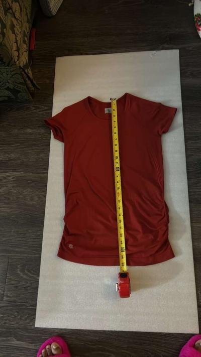 Athleta Red Activewear Top Size M Running Exercise Workout - Thumbnail 4