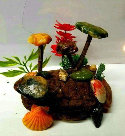 handmade mushroom scenery - Thumbnail 4