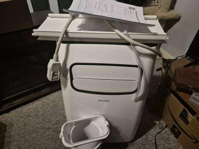 Stand up air conditioner