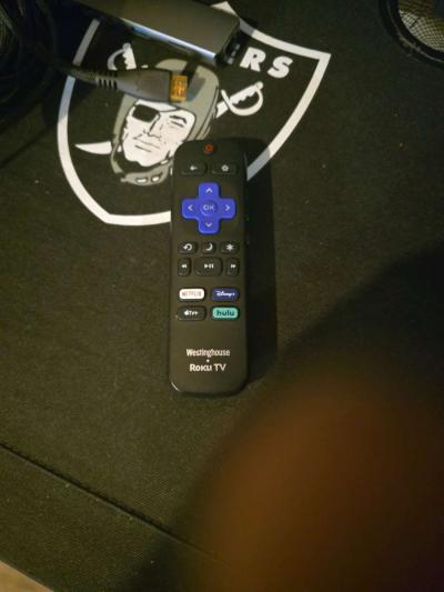 32 inch Westinghouse Roku TV - Thumbnail 3