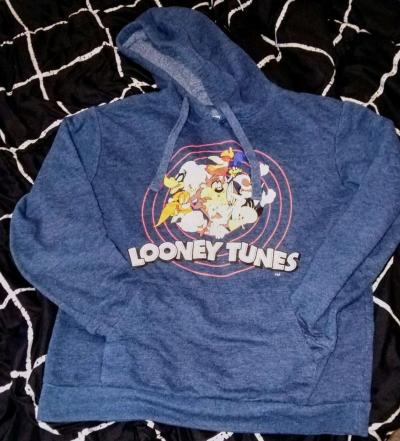 good condition used sweater tops - Thumbnail 4