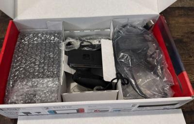 Brand new Nintendo switch - Thumbnail 2