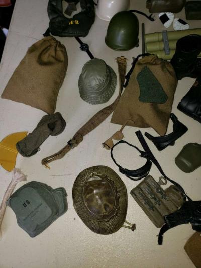 gi joe accessories lot - Thumbnail 3