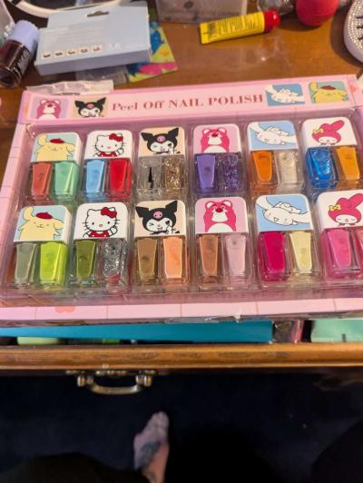 sanario peel off nail polish - Peoria Heights, Illinois