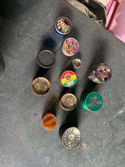 grinders - Thumbnail 2