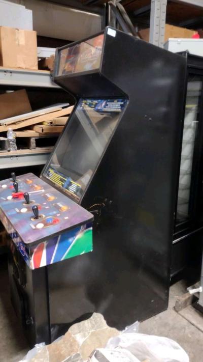 NBA Showtime  NFL Blitz 2000 Arcade Cabinet - Thumbnail 3