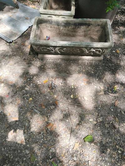 concrete planters - Thumbnail 4