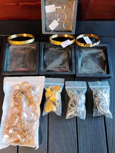 Womens vintage ring sets 3gold plated bracelets earrings - Thumbnail 1